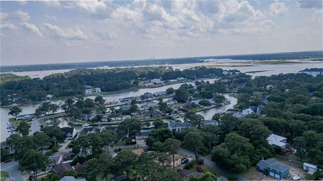 2228 Starfish RD, Virginia Beach, VA 23451