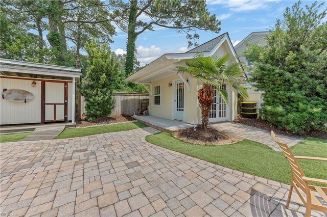 2228 Starfish RD, Virginia Beach, VA 23451