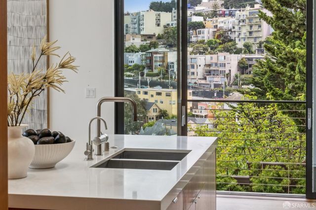10 Deming Street, San Francisco, CA 94114