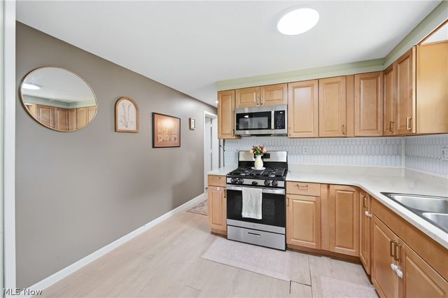 64 Morningside Road, Niles, OH 44446