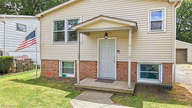 64 Morningside Road, Niles, OH 44446