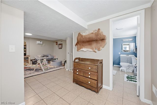 64 Morningside Road, Niles, OH 44446