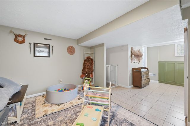 64 Morningside Road, Niles, OH 44446