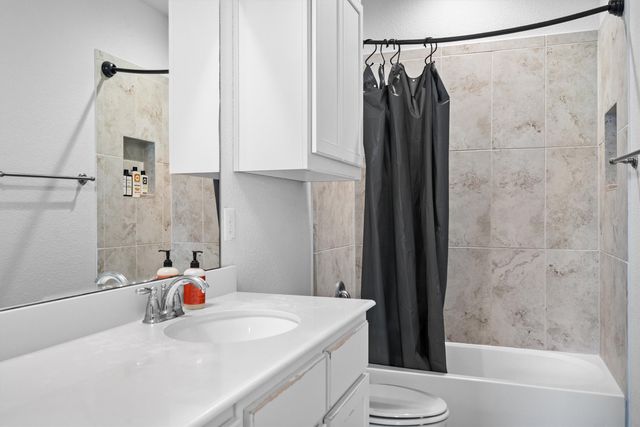 840 Parkside Drive, Argyle, TX 76226