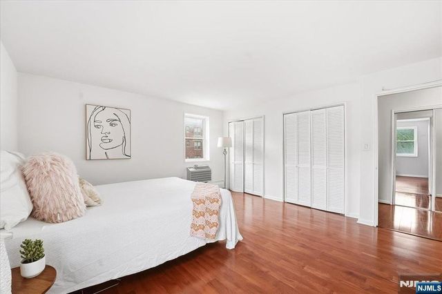 6010 Boulevard East 37, West New York, NJ 07093