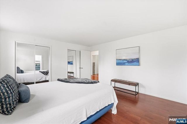 6010 Boulevard East 37, West New York, NJ 07093