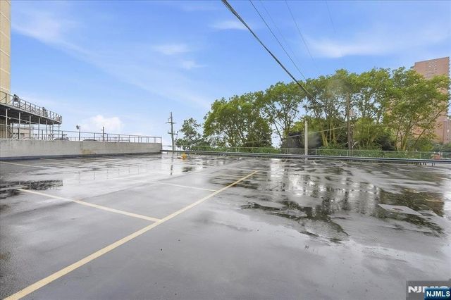 6010 Boulevard East 37, West New York, NJ 07093