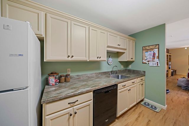 90 Sea Street 134, Weymouth, MA 02191