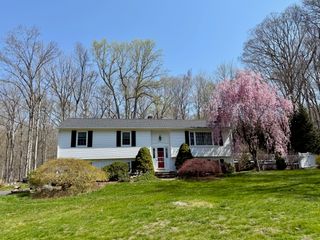16 Eastwood Road, Madison, CT 06443