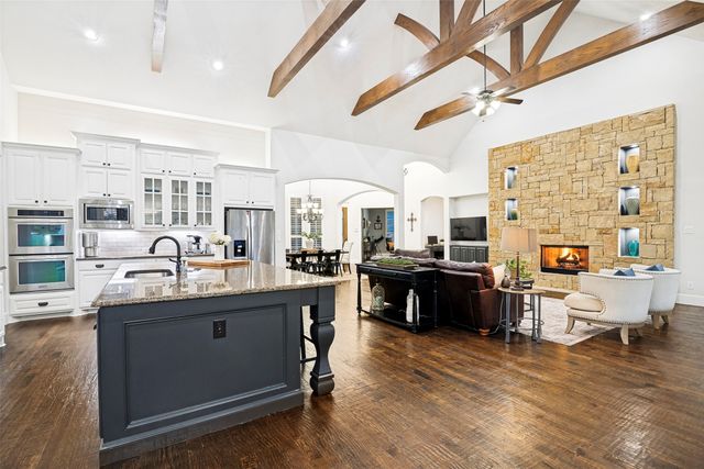 303 Strain Lane, Lucas, TX 75002