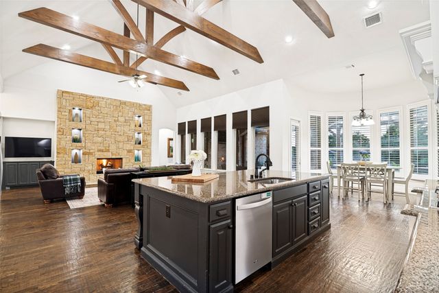 303 Strain Lane, Lucas, TX 75002