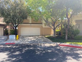 2056 Nightrider Drive, Las Vegas, NV 89134