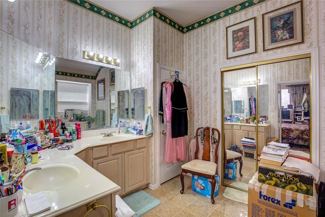 4515 Julian Drive, Mesquite, TX 75150