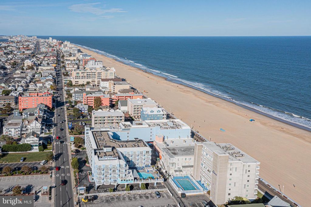 Image 26 of property listing at 401 ATLANTIC AVE #103, Ocean City, MD 21842