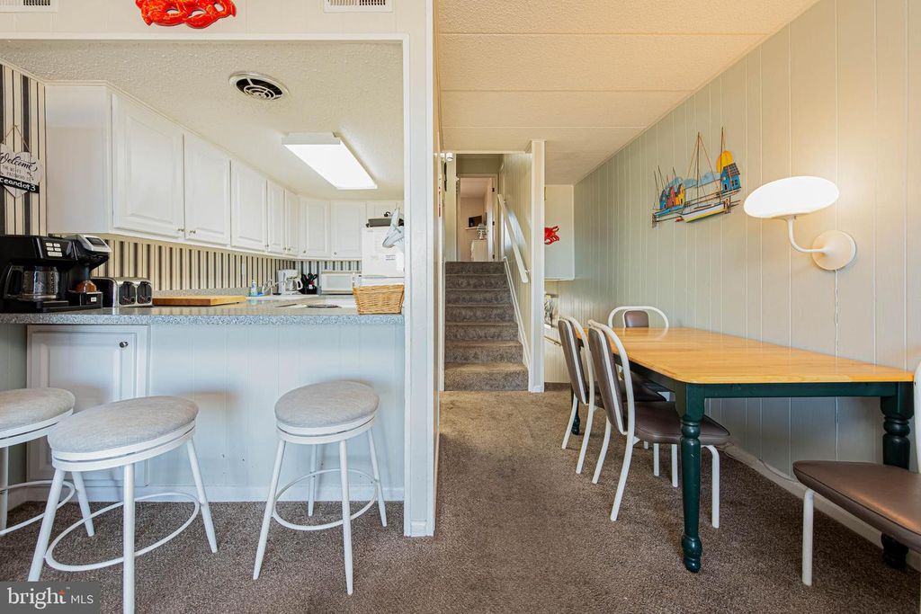 Image 9 of property listing at 401 ATLANTIC AVE #103, Ocean City, MD 21842