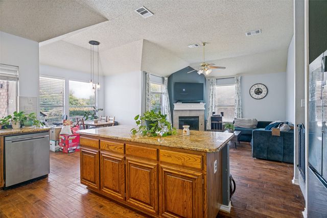 2616 Wickersham Court, Grapevine, TX 76051