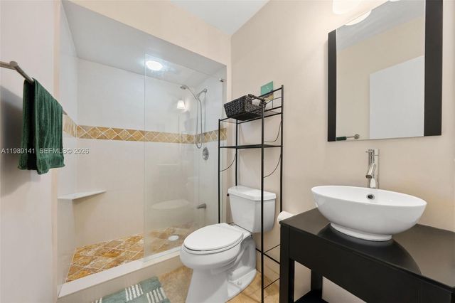 7390 SW 114th St, Pinecrest, FL 33156