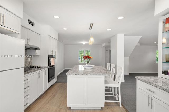 7390 SW 114th St, Pinecrest, FL 33156