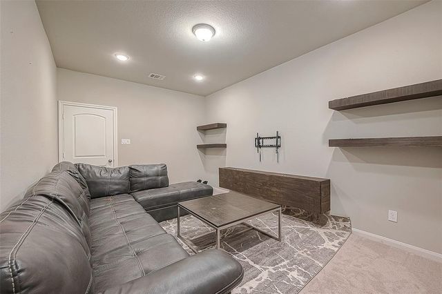 21029 Crinet Sq St, Kingwood, TX 77339