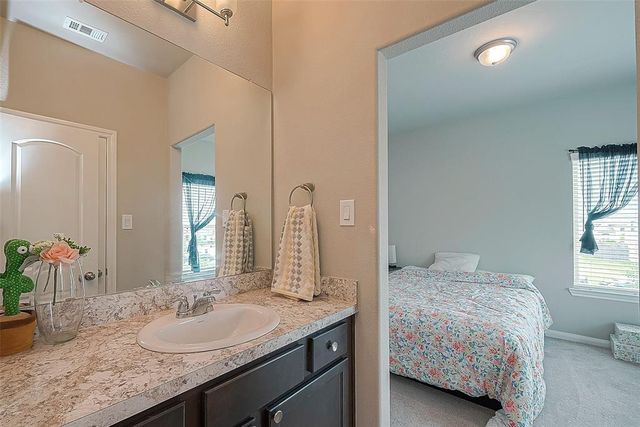 21029 Crinet Sq St, Kingwood, TX 77339