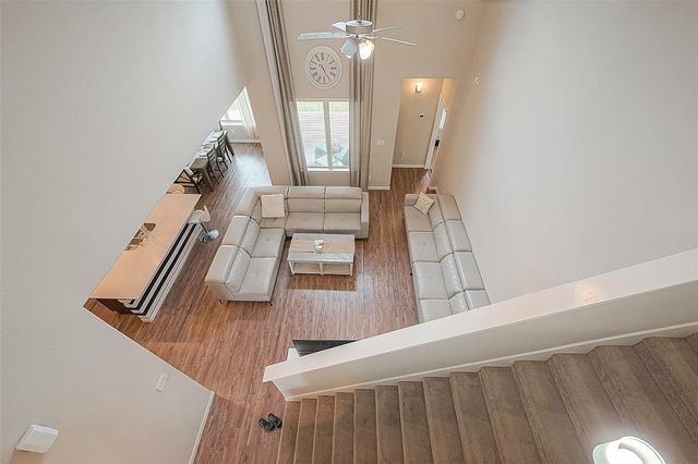 21029 Crinet Sq St, Kingwood, TX 77339