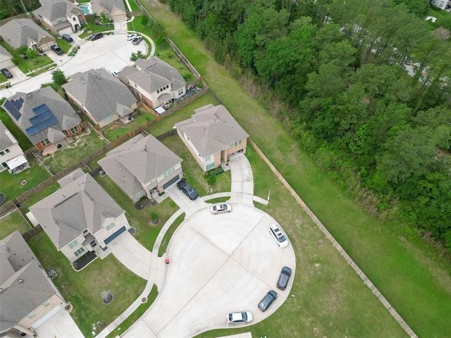 21029 Crinet Sq St, Kingwood, TX 77339