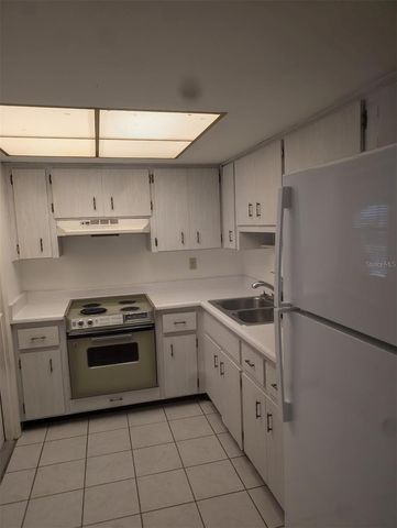 6043 CORAL WAY, Bradenton, FL 34207