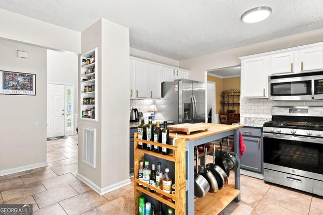 1593 Woodmore Drive SW, Marietta, GA 30008