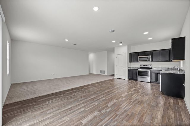 13501 Arthur Vandenburg WAY, Manor, TX 78653