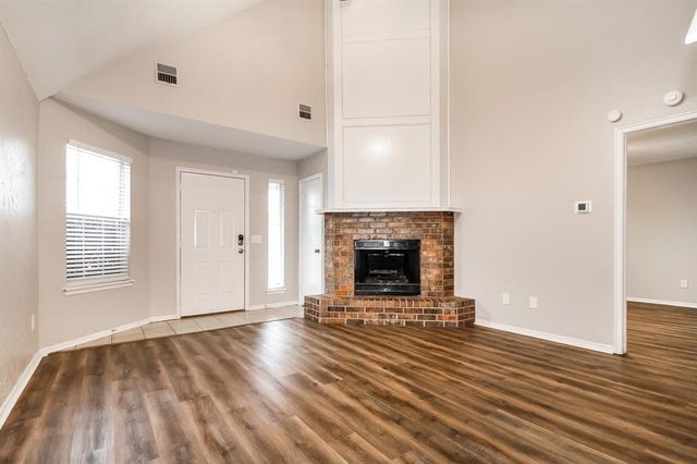 2607 Lonnie Lane, Moore, OK 73170
