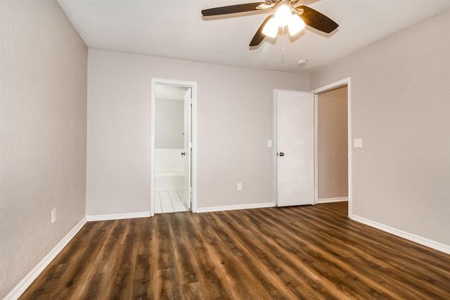 2607 Lonnie Lane, Moore, OK 73170