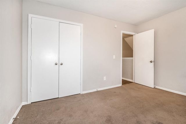 2607 Lonnie Lane, Moore, OK 73170