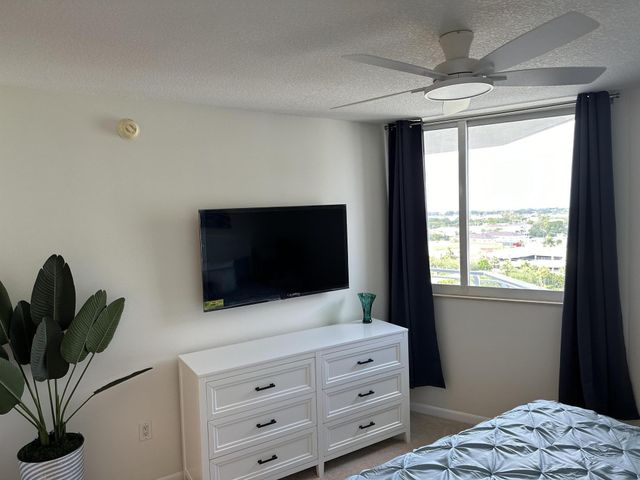 1551 N Flagler Drive 1106, West Palm Beach, FL 33401