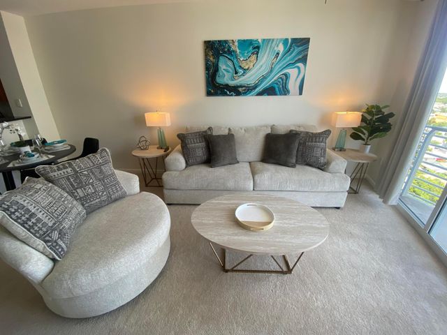 1551 N Flagler Drive 1106, West Palm Beach, FL 33401