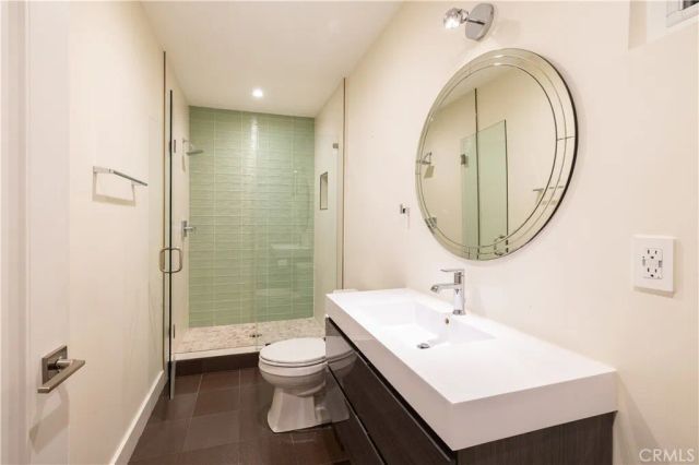11661 Picturesque Dr, Studio City, CA 91604