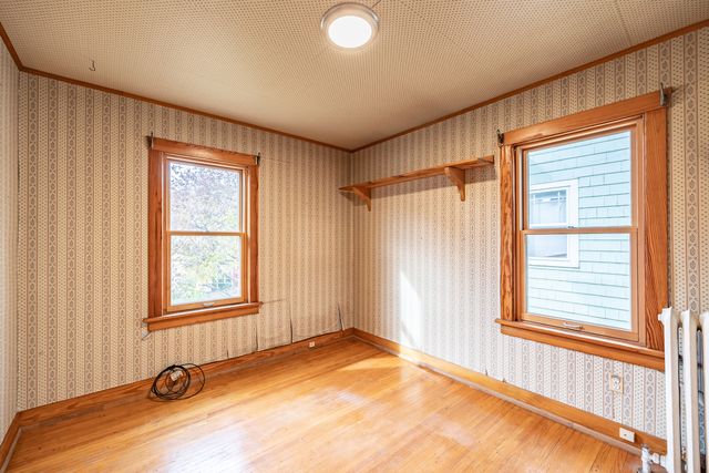 402 Orange Street, Elgin, IL 60123