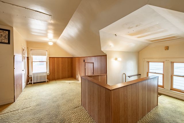 402 Orange Street, Elgin, IL 60123