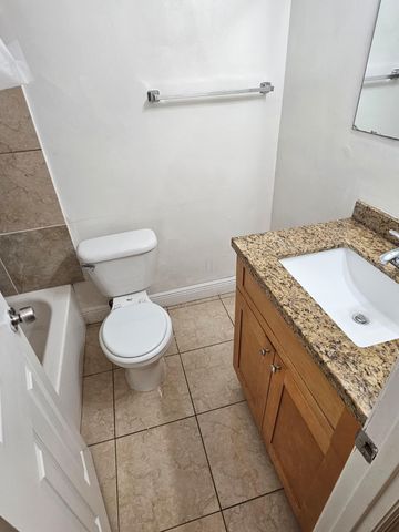 4552 NW 185TH Street, Miami Gardens, FL 33055
