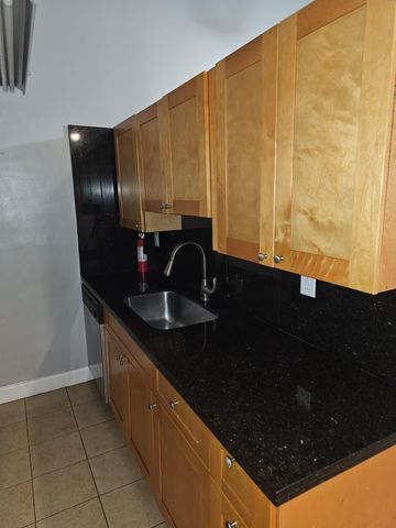 4552 NW 185TH Street, Miami Gardens, FL 33055