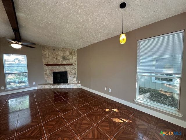 904 Dale Street, San Marcos, TX 78666