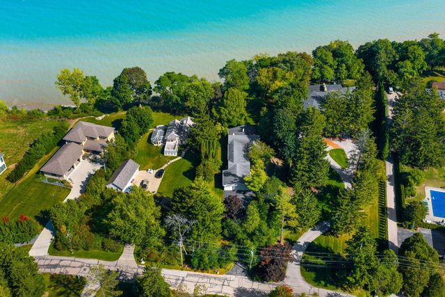 9604 N Lake DRIVE, Bayside, WI 53217