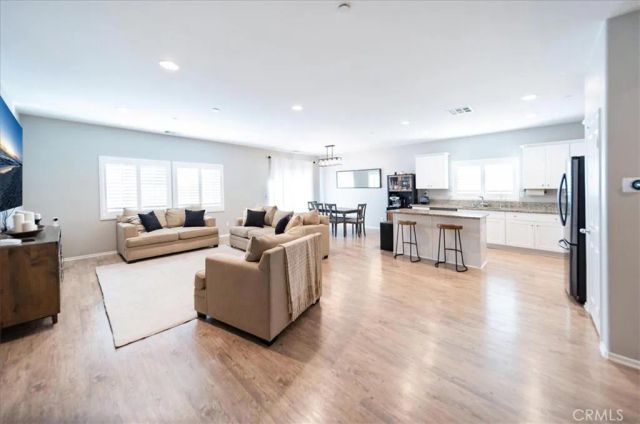 30151 Meadow Oaks, Menifee, CA 92585