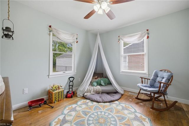 110 Lynnhaven DR, Hampton, VA 23666