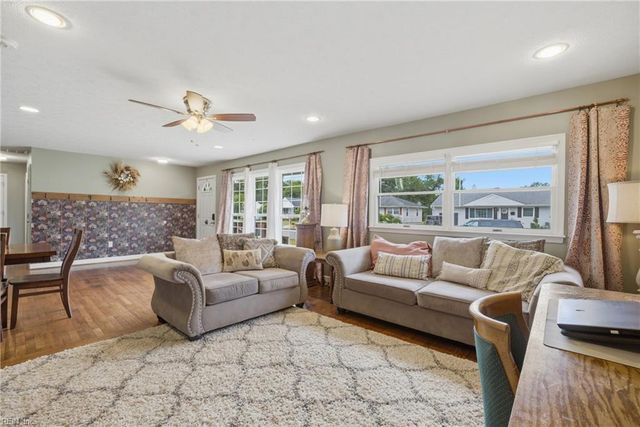 110 Lynnhaven DR, Hampton, VA 23666