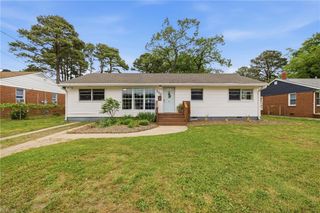 110 Lynnhaven DR, Hampton, VA 23666