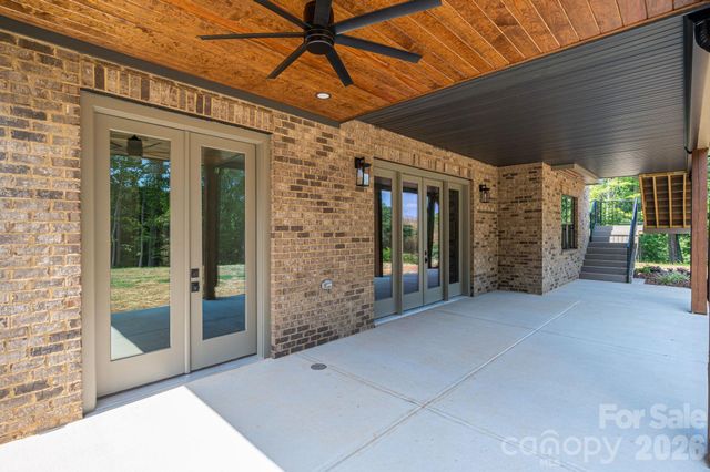 126 Lake Mist Drive, Belmont, NC 28012