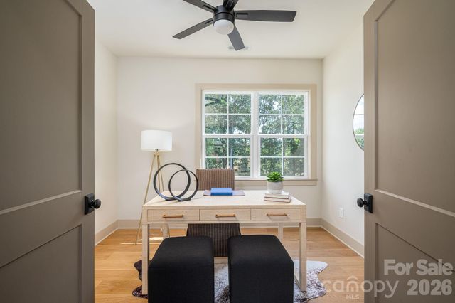 126 Lake Mist Drive, Belmont, NC 28012