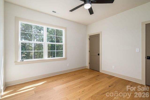 126 Lake Mist Drive, Belmont, NC 28012