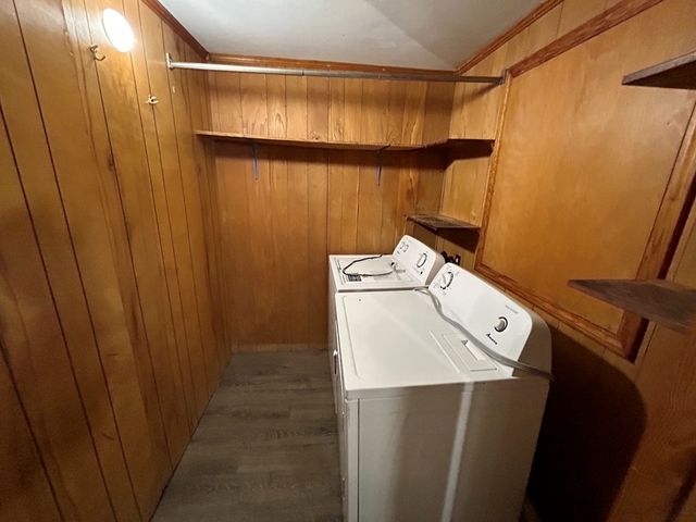 1004 Curtis St, Paris, TN 38242