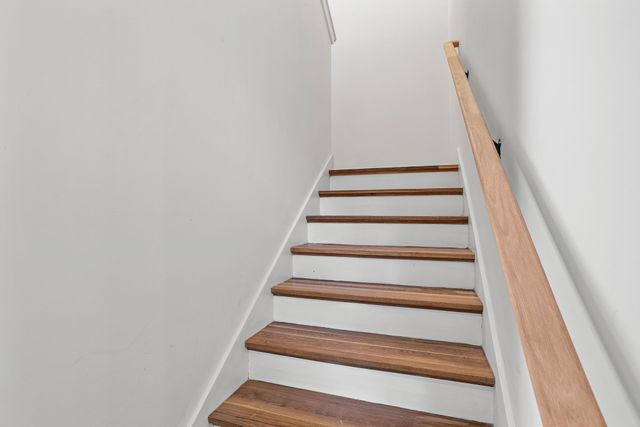 2237 Cruzen St, Nashville, TN 37211